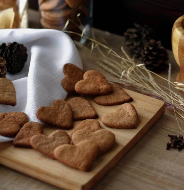 Zelf speculaaskoekjes bakken met biologische speculaaskruiden