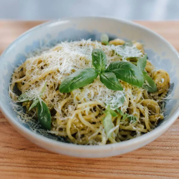 Pasta met salieboter en pecorino